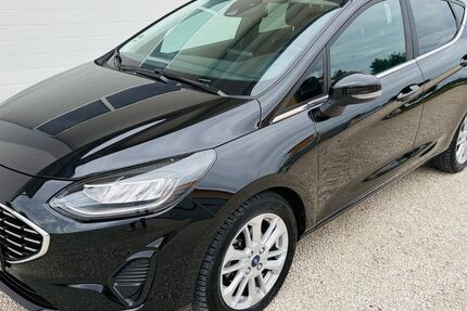 Ford Fiesta 37.909 km 14.790 &euro; Kühbach 86556