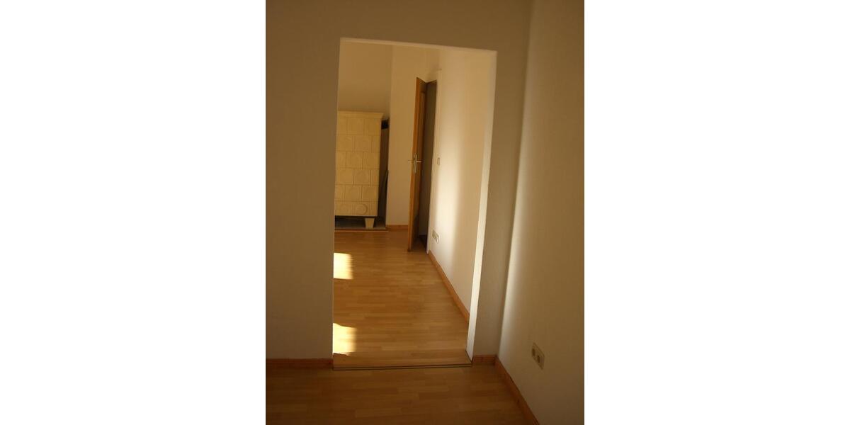 Dachgeschoßwohnung Lauchhammer - 5 Zimmer, 80 m&sup2;, 485&euro; | Angebot:26417136