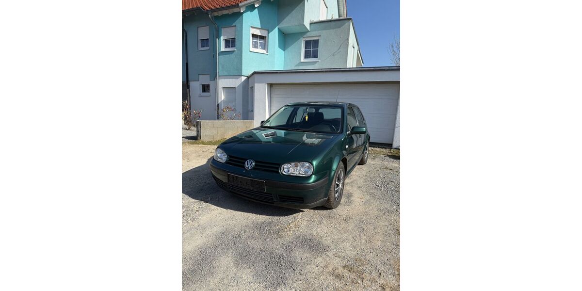 VW Golf 244.267 km 850 &euro; Osterburken 74706