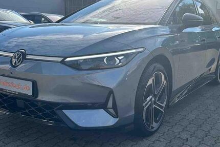 VW ID.7 9.127 km 49.950 € Hamburg 22047