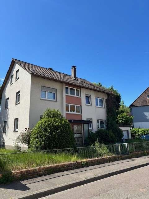 Haus zum Kaufen in Freiburg im Breisgau 830.000 € 188 m²