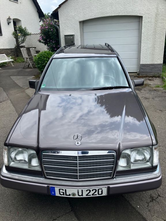 E 220