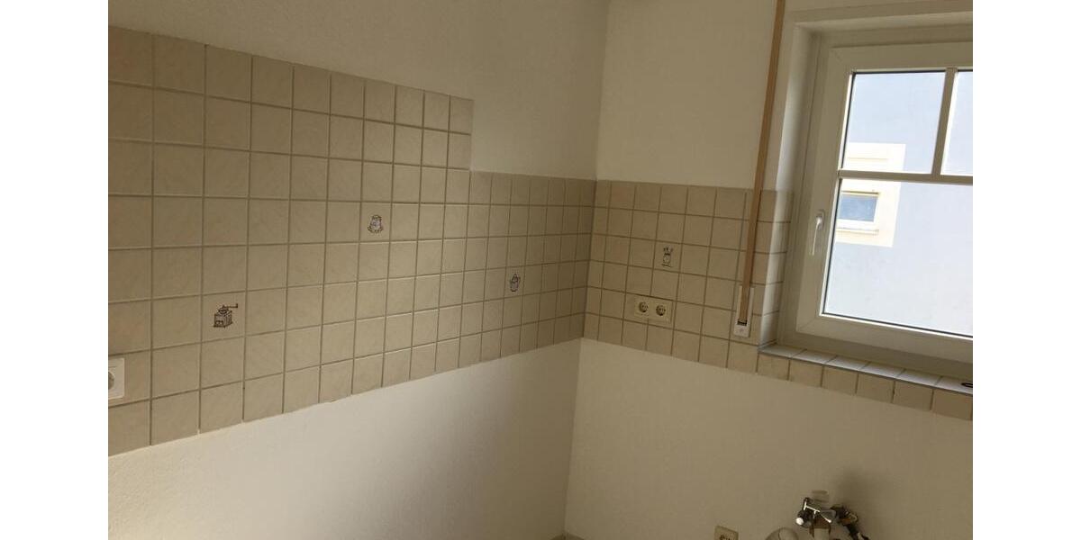 Dachgeschoßwohnung Ludwigshafen am Rhein Edigheim - 2 Zimmer, 54 m&sup2;, 695&euro; | Angebot:25422686