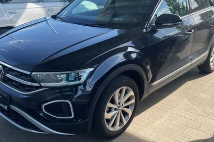 VW T-Roc 23.073 km 21.450 &euro; Hilden 40721