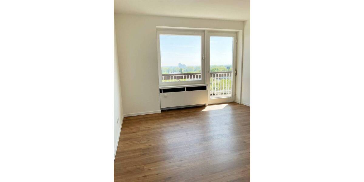 Etagenwohnung Köln Bayenthal - 3 Zimmer, 98 m&sup2;, 1.700&euro; | Angebot:26804290