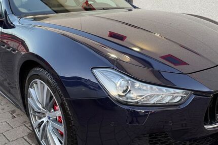 Maserati Ghibli 217.000 km 15.490 &euro; Bergisch Gladbach 51467