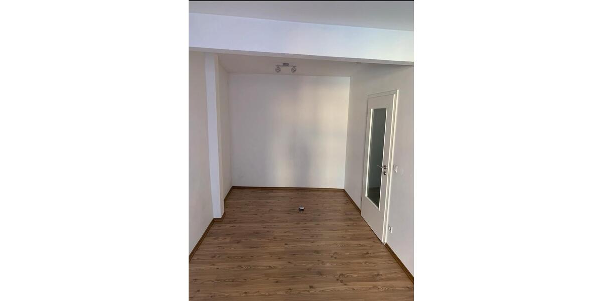 Etagenwohnung Ingolstadt - 4 Zimmer, 88 m&sup2;, 480&euro; | Angebot:26252389