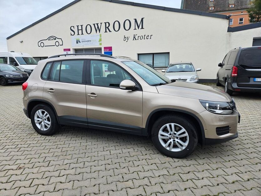 VW Tiguan 72.436 km 12.190 € Bayreuth 95447