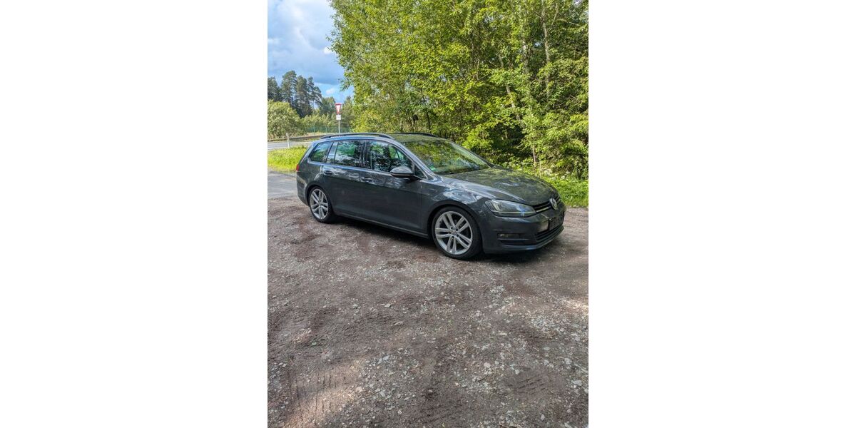 VW Golf 210.000 km 10.500 &euro; Bad Klosterlausnitz 07639