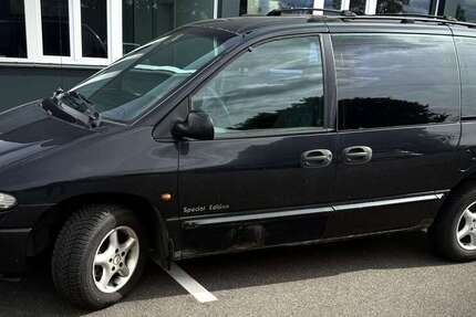 Chrysler Voyager 245.000 km 550 € Düren 52349