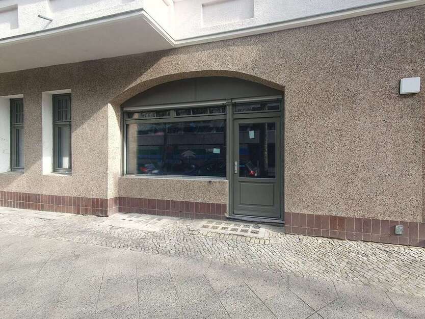 Einzelhandel in Berlin 1.611 € 89.5 m²