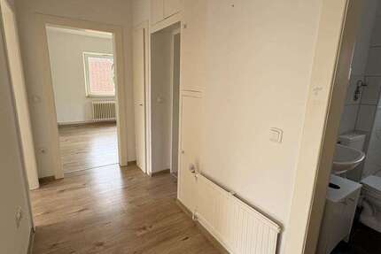 Wohnung Wilhelmshaven Voslapp - 4 Zimmer, 59 m&sup2;, 399&euro; | Angebot:27147509