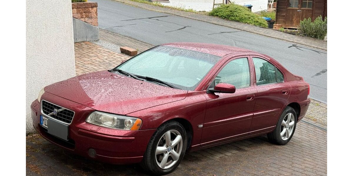 Volvo S60 204.166 km 3.400 &euro; Hausen 63840