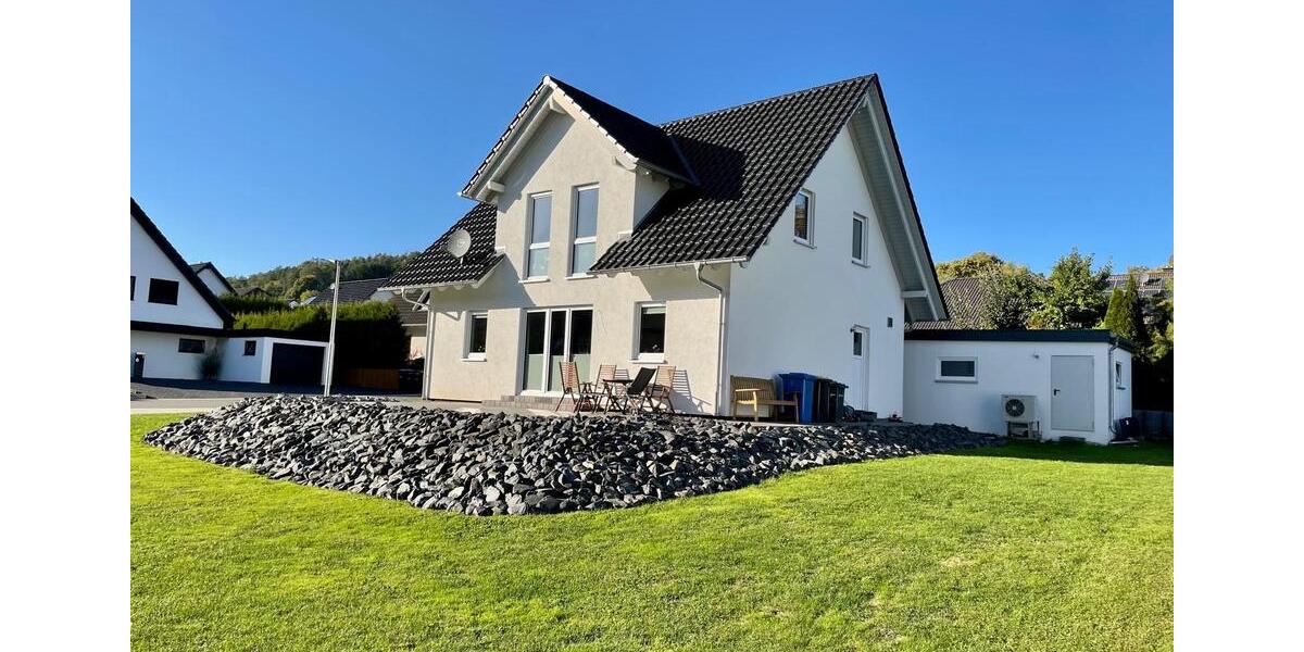Einfamilienhaus Holzminden - 5 Zimmer, 136 m&sup2;, 399.000&euro; | Angebot:27005943
