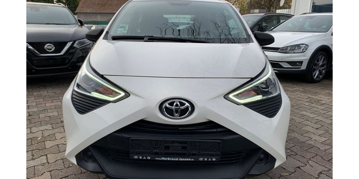 Toyota Aygo (X) 12.950 km 7.550 € Mannheim 68309