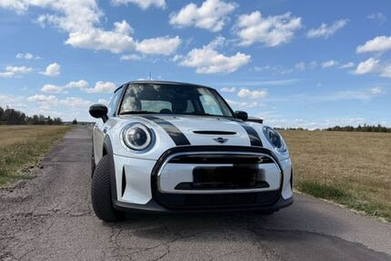 Mini Cooper SE 30.000 km 18.950 &euro; Albstadt 72461