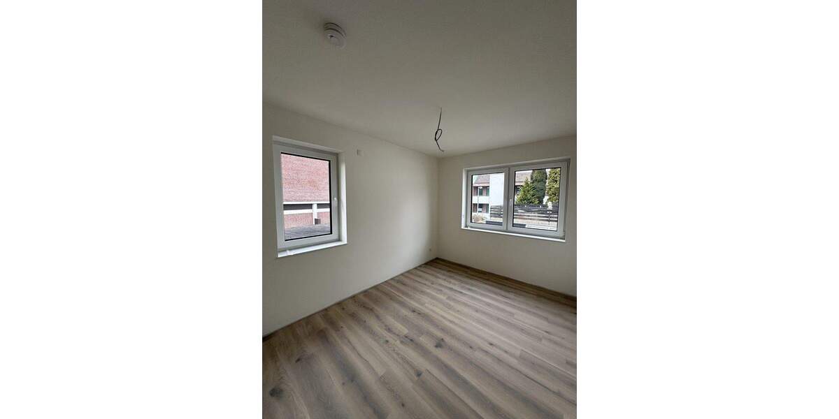 Leben im Neubau: Großzügige 5-Zimmer-Wohnung mit Terrasse und Carport 5 zimmer