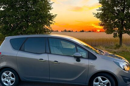 Opel Meriva 131.000 km 4.650 &euro; Schönefeld 12529