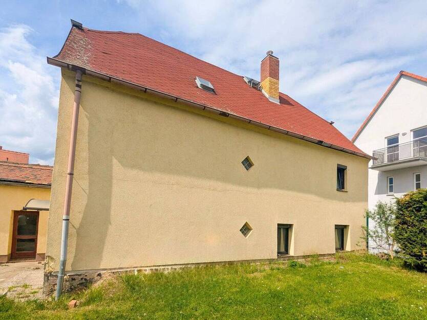 Sofort einziehen und später dazu bauen: TeilsaniertBezugsfertig | Großes Grundstück | Seenähe
