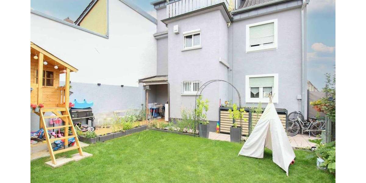 Haus zum Kaufen in Hockenheim 419.000 € 153.83 m² 6 zimmer