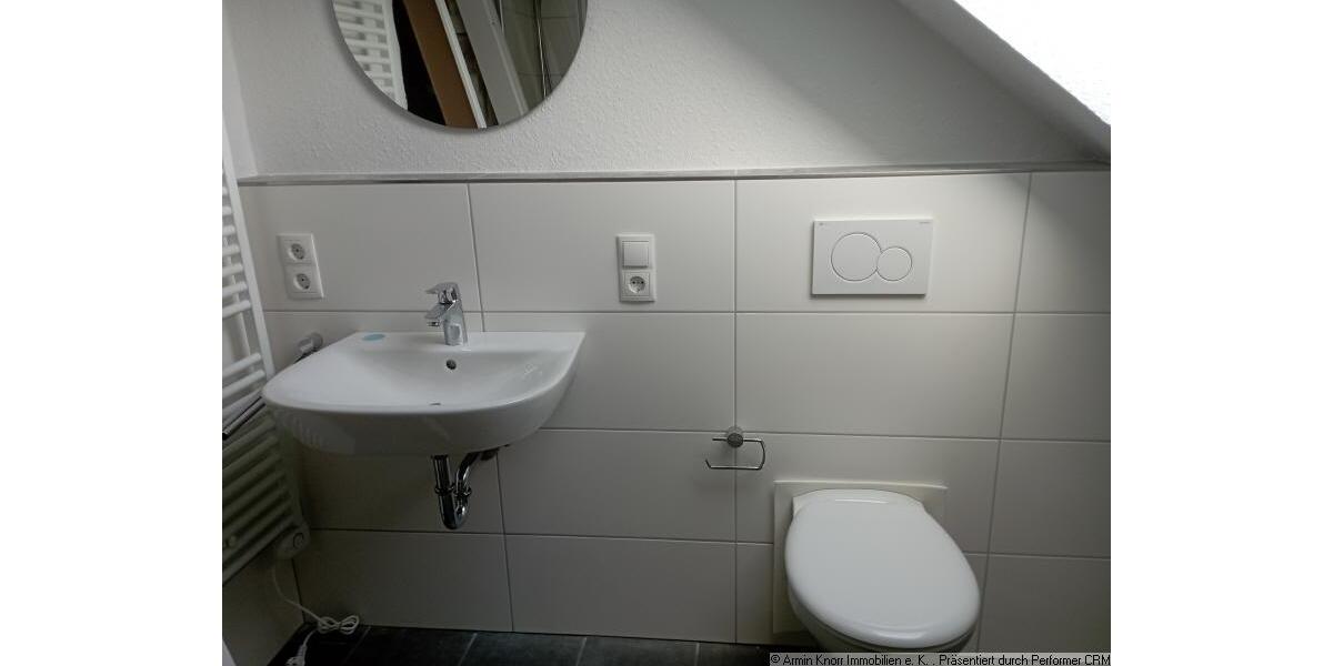 Dachgeschoßwohnung Oldenburg Bürgeresch - 2.5 Zimmer, 62 m&sup2;, 890&euro; | Angebot:25256227