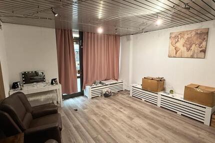 Gewerbeobjekt Altdorf - 1.500&euro; | Angebot:26106567
