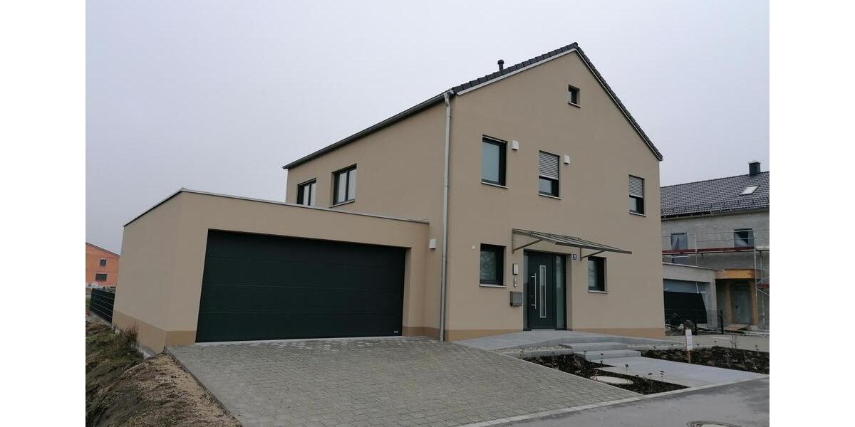 Neubau Erstbezug Einfamilienhaus mit Garage in Abensberg-Gaden 6 zimmer