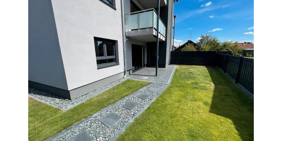 Erdgeschoßwohnung Sassenburg - 3 Zimmer, 116 m&sup2;, 1.200&euro; | Angebot:26343099