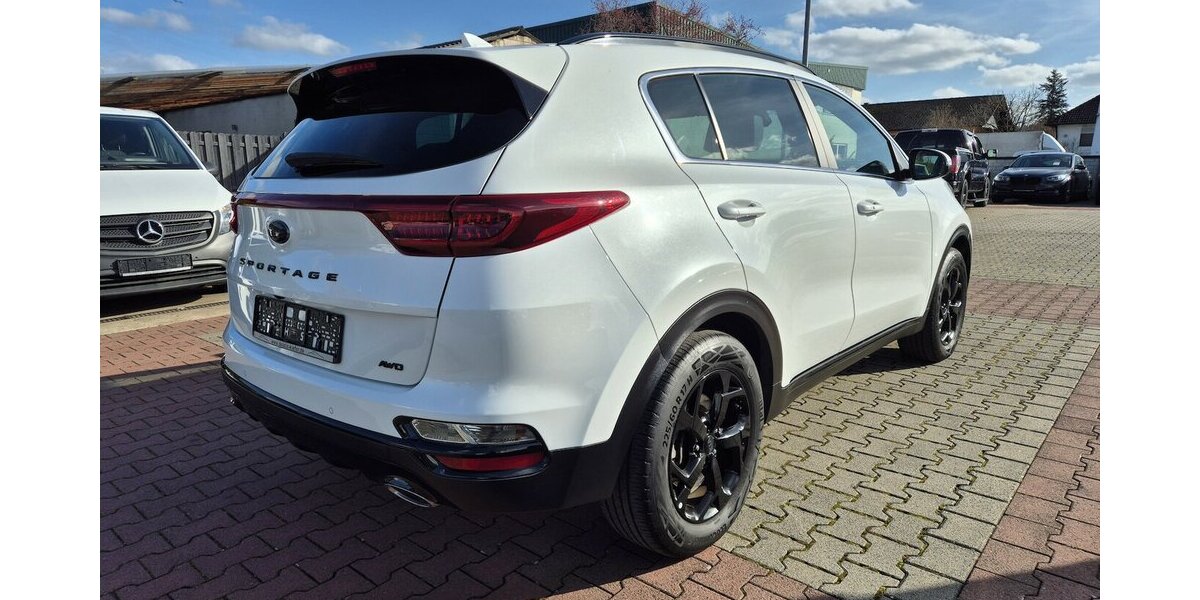 Kia Sportage Black Edition 4WD Automatik, Leder, Apple 28.421 km 24.890 &euro; Rodgau 63110