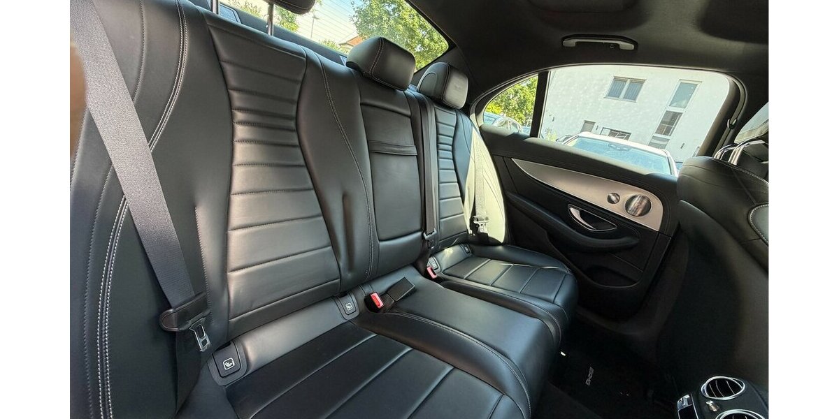 Mercedes-Benz E 400 Limousine 4Matic AMG Line 341.000 km 19.990 &euro; Neckarsulm 74172