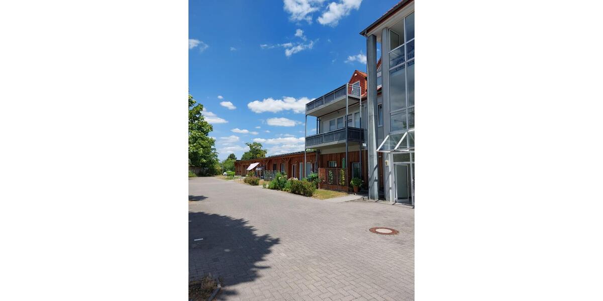 Terrassenwohnung Schönebeck (Elbe) - 2 Zimmer, 73 m&sup2;, 510&euro; | Angebot:27644182