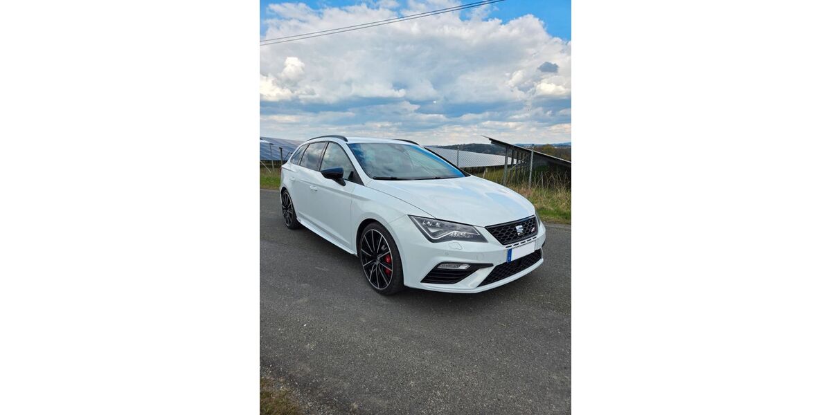 Seat Leon 89.500 km 20.900 &euro; Kronach 96317