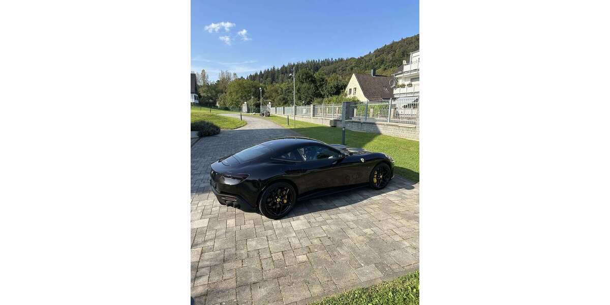 Ferrari Roma 1.823 km 225.000 &euro; Wuppertal 42329