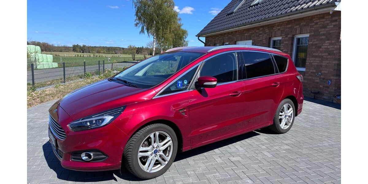 Ford S-Max 82.500 km 12.990 &euro; Lüneburg 21337