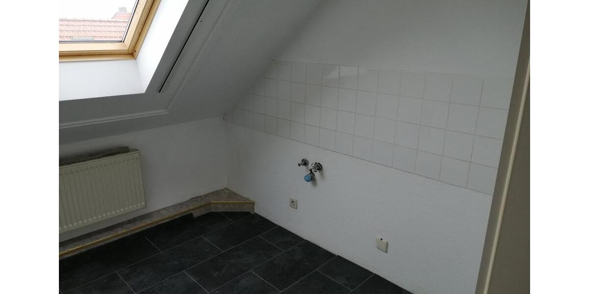 Dachgeschoßwohnung Aschersleben - 2 Zimmer, 49 m&sup2;, 306&euro; | Angebot:26602658