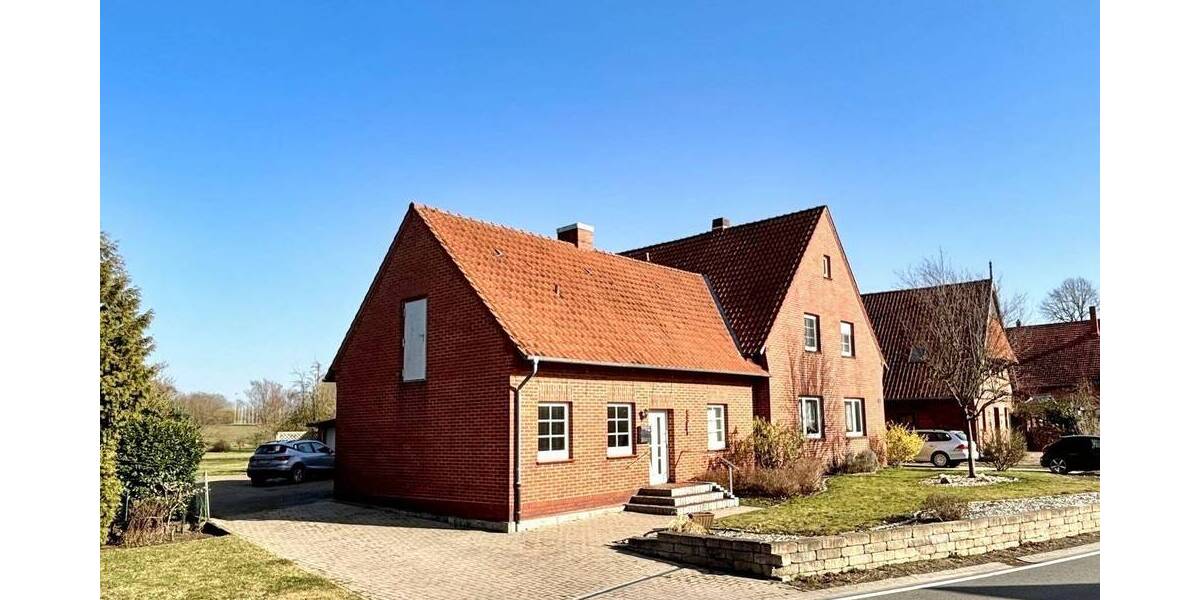 Mehrfamilienhaus, Wohnhaus Petershagen Döhren - 7 Zimmer, 199 m&sup2;, 248.000&euro; | Angebot:26043326