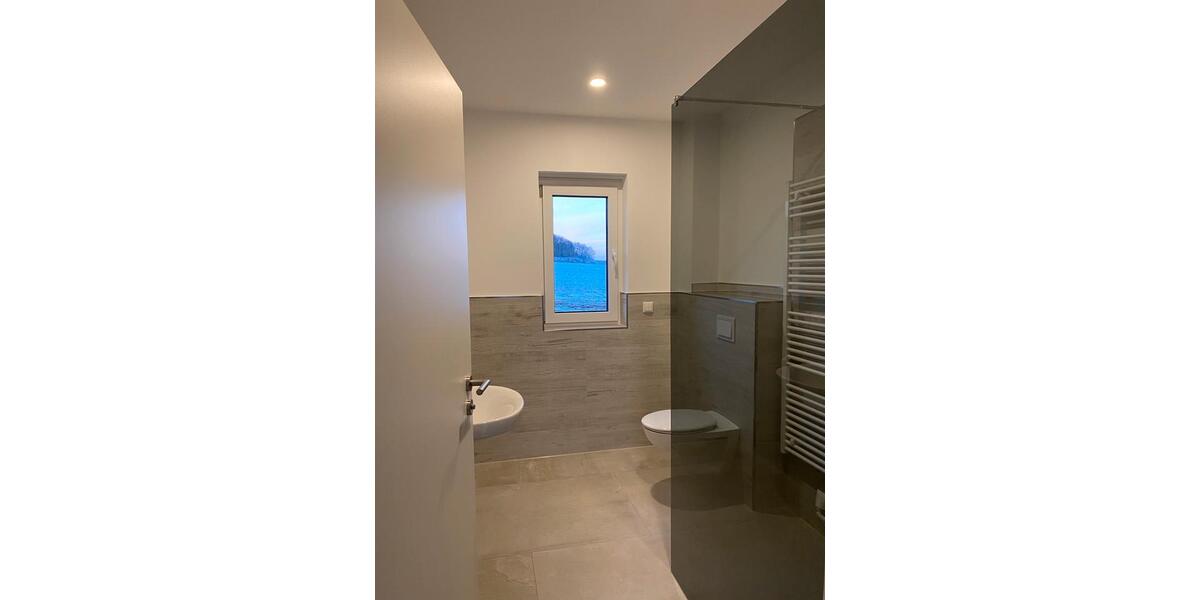 Einfamilienhaus Hohenroth - 5 Zimmer, 137 m&sup2;, 1.450&euro; | Angebot:26462337