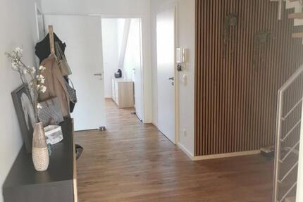 Moderne 3-Zimmer-Maisonette-Wohnung mit 99m² in Suderwick