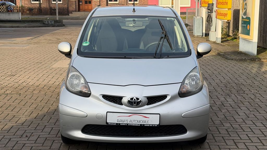 Toyota Aygo (X) 140.000 km 2.690 &euro; Neustadt 31535