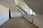 2-Zimmer-MaisonetteWohnung mit offener Küche in zentraler Lage!
