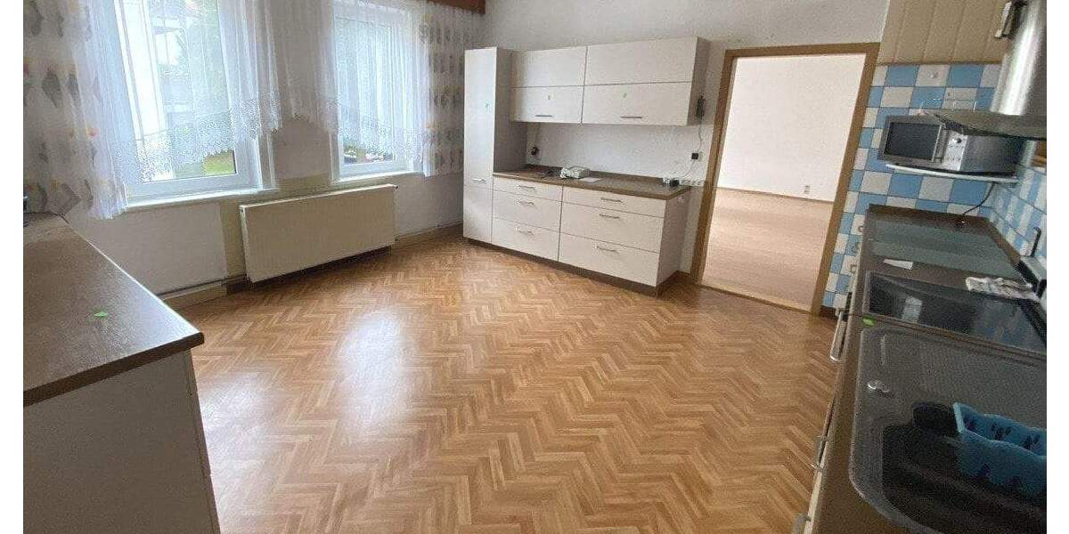 Einfamilienhaus Gotha - 4 Zimmer, 132 m&sup2;, 110.000&euro; | Angebot:25836204