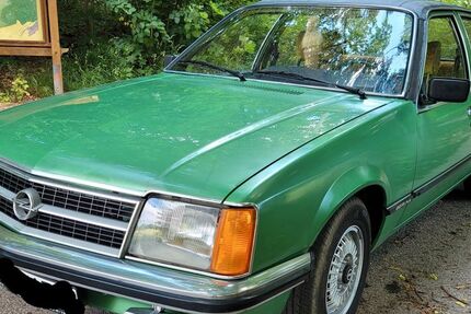 Opel Commodore 89.000 km 5.279 &euro; Bad Pyrmont 31812