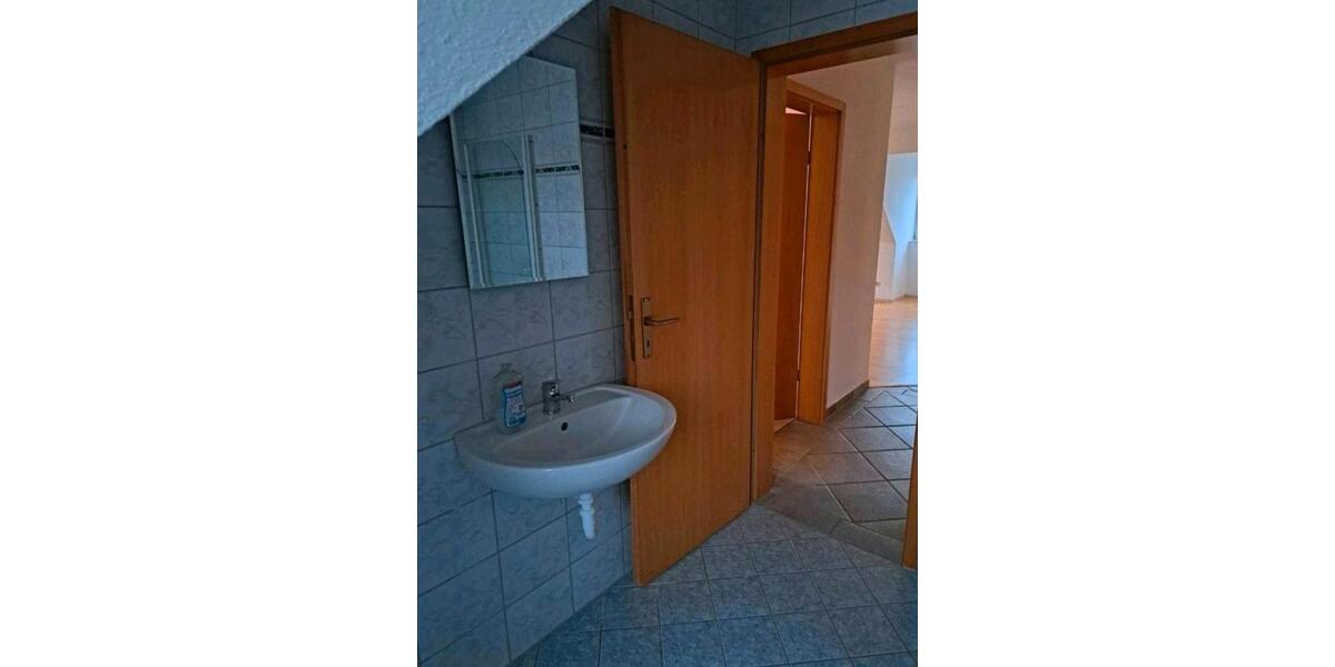 Dachgeschoßwohnung Bad Neustadt an der Saale - 2 Zimmer, 52 m&sup2;, 180.000&euro; | Angebot:26964299