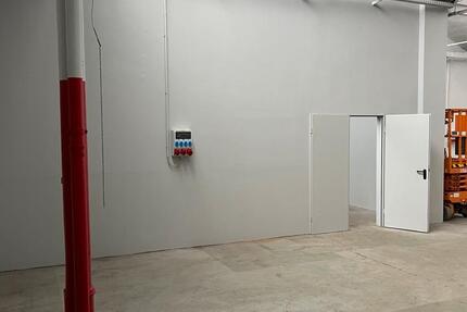 Halle zu vermieten BüroLagerWerkstattStellplatz zimmer