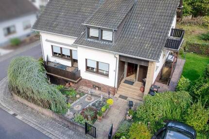 Haus Mettlach Saarhölzbach - 8 Zimmer, 165 m&sup2;, 289.000&euro; | Angebot:26307476