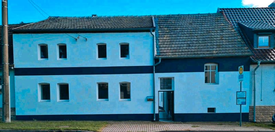 Reihenhaus Allstedt - 7 Zimmer, 140 m&sup2;, 67.000&euro; | Angebot:26521044