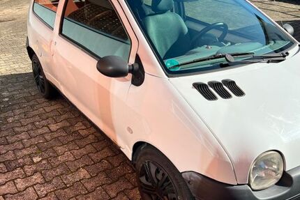 Renault Twingo 186.000 km 950 &euro; Pforzheim 75181