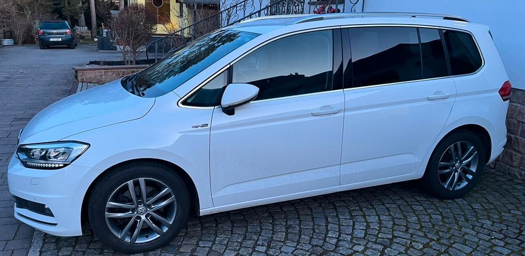 VW Touran 131.000 km 17.450 &euro; Ingolstadt 85053