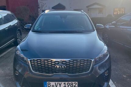 Kia Sorento 94.000 km 3.000 &euro; Berlin 12207