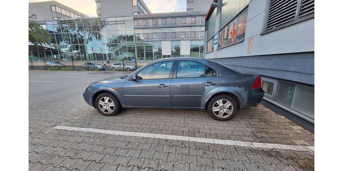 Ford Mondeo 246.729 km 520 &euro; aachen 52066